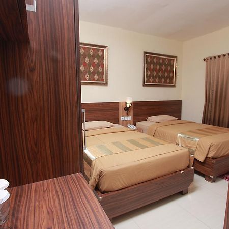 Hotel Kristina Malioboro Yogyakarta Exteriér fotografie