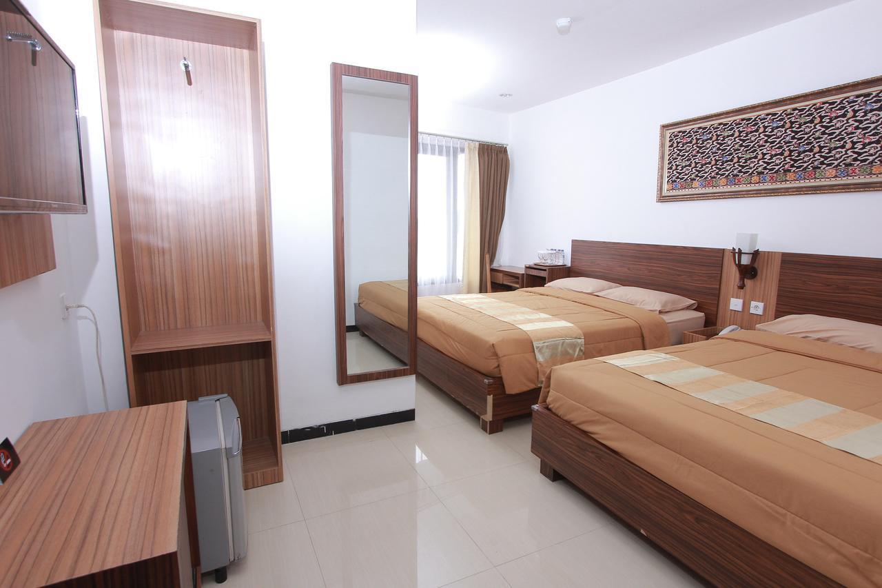 Hotel Kristina Malioboro Yogyakarta Exteriér fotografie