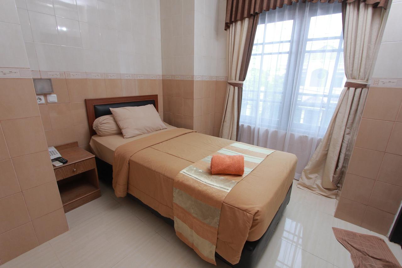 Hotel Kristina Malioboro Yogyakarta Exteriér fotografie